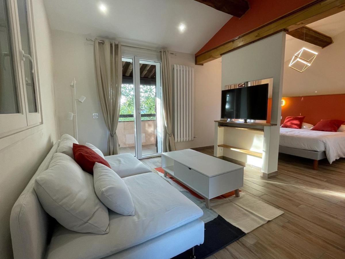 Hotel L'Estirado Des Adrets Les Adrets-de-l'Estérel Esterno foto