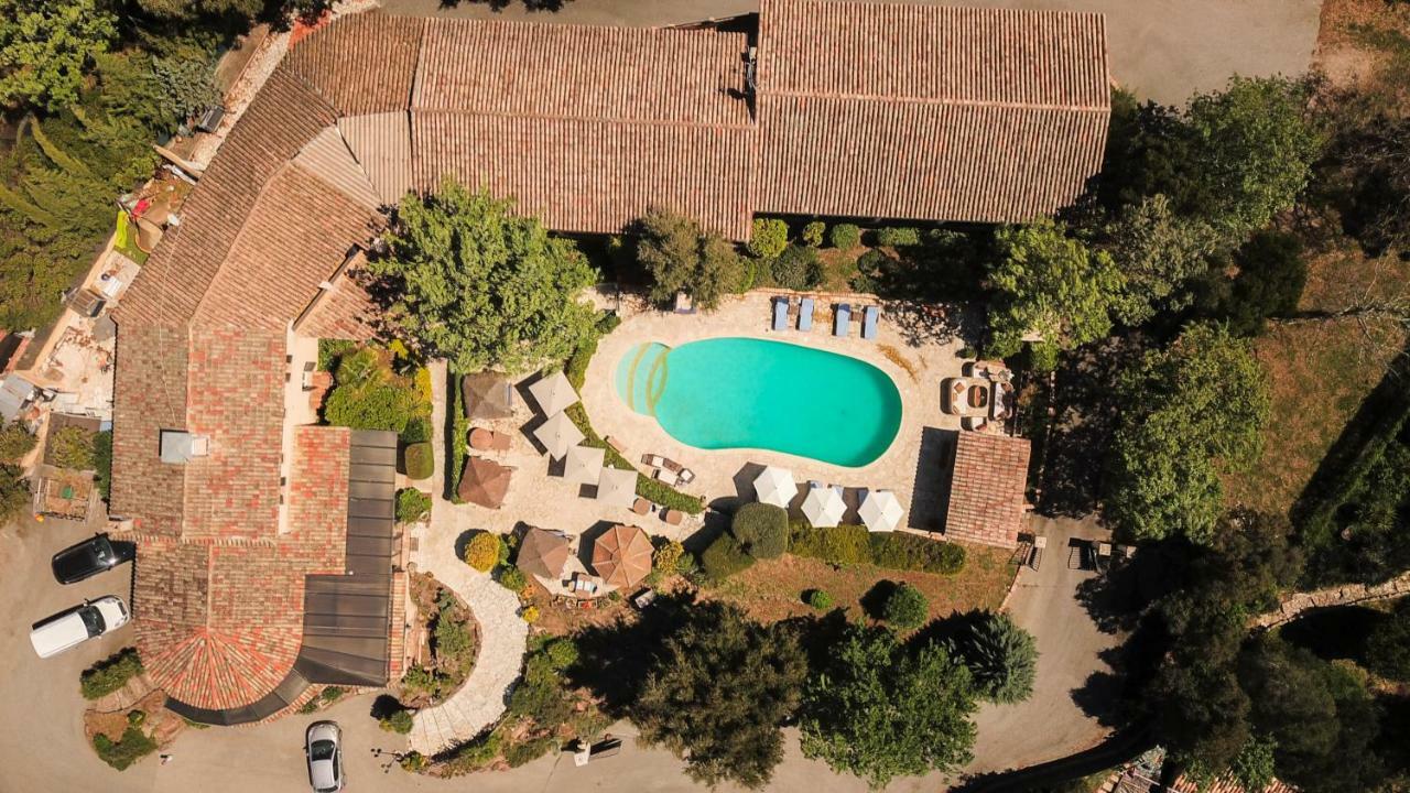 Hotel L'Estirado Des Adrets Les Adrets-de-l'Estérel Esterno foto